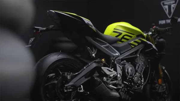 scorpion red power street triple 765